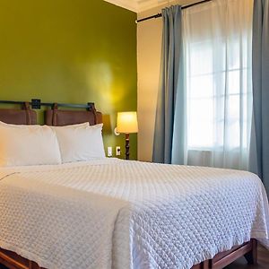 Camera standard con letto queen size
